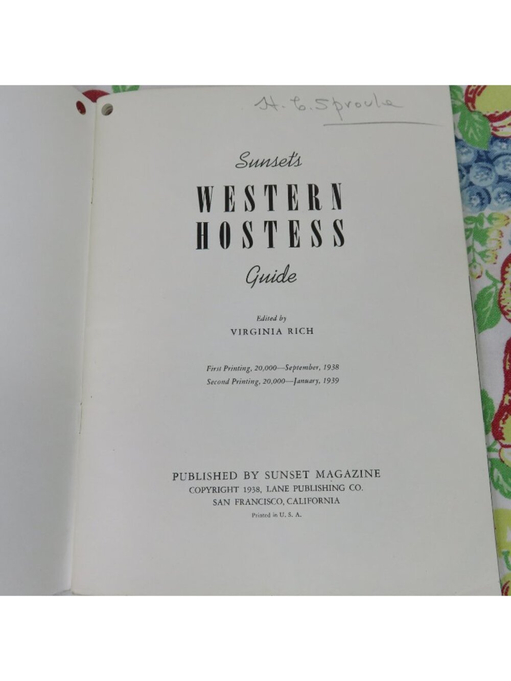 Lot of 2 Sunset Cook Booklets 1936 Hostess Handbook 1938 Western Hostess Guide - Picture 3 of 10